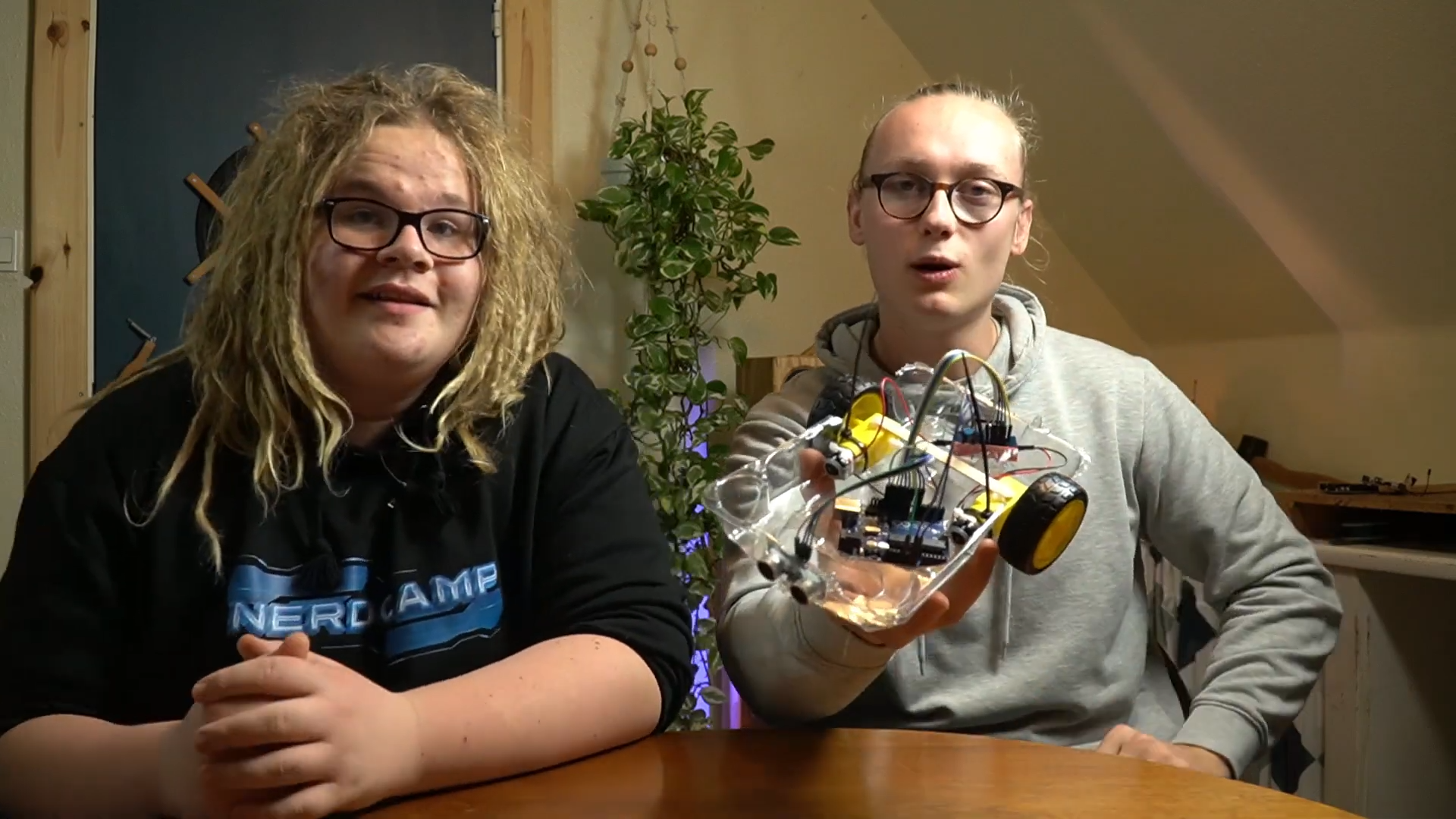 Indlæs video: 